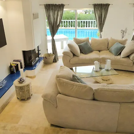 Lei Sambro, Familienfreundlich, Pool Und Toller Meerblick, Ruhig Gelegen Feriehus *